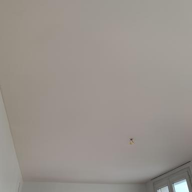 Pose du plafond tendu